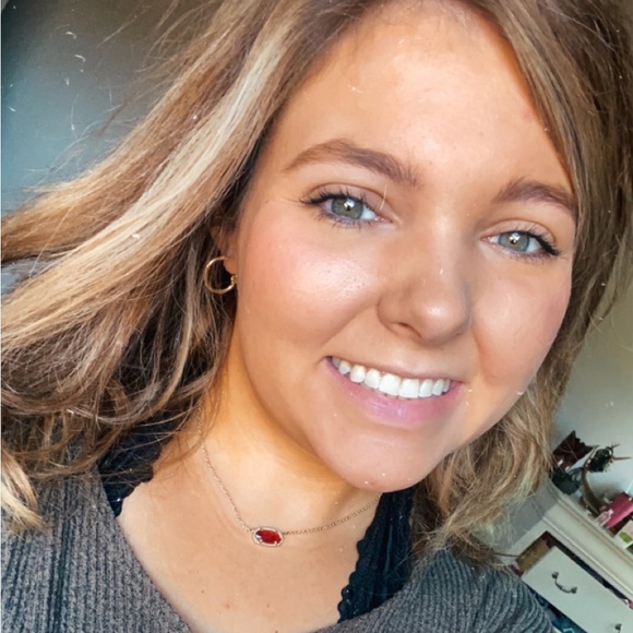 Meet your Posher, Bella - Picture 1 of 2